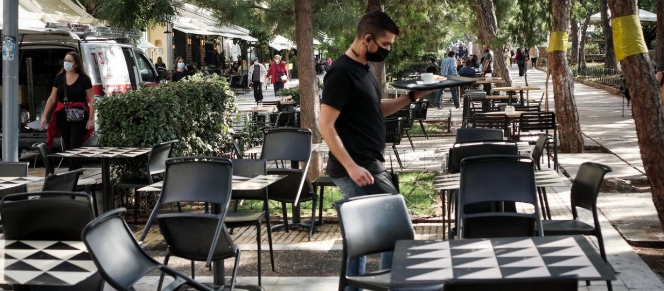 Live οι ανακοινώσεις από τον Ν.Χαρδαλιά - Τέλος οι όρθιοι στην εστίαση από τις 8 Ιουλίου